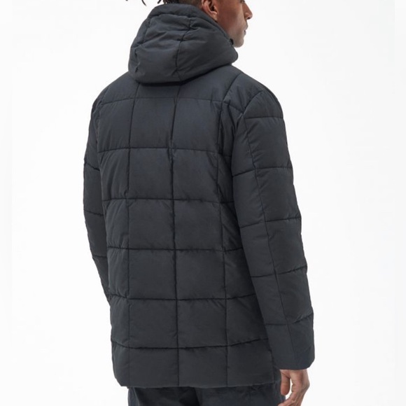 NWT - Barbour Snowfell Quilted Unisex Jacket - Men Size M/Women Size L - Picture 4 of 13